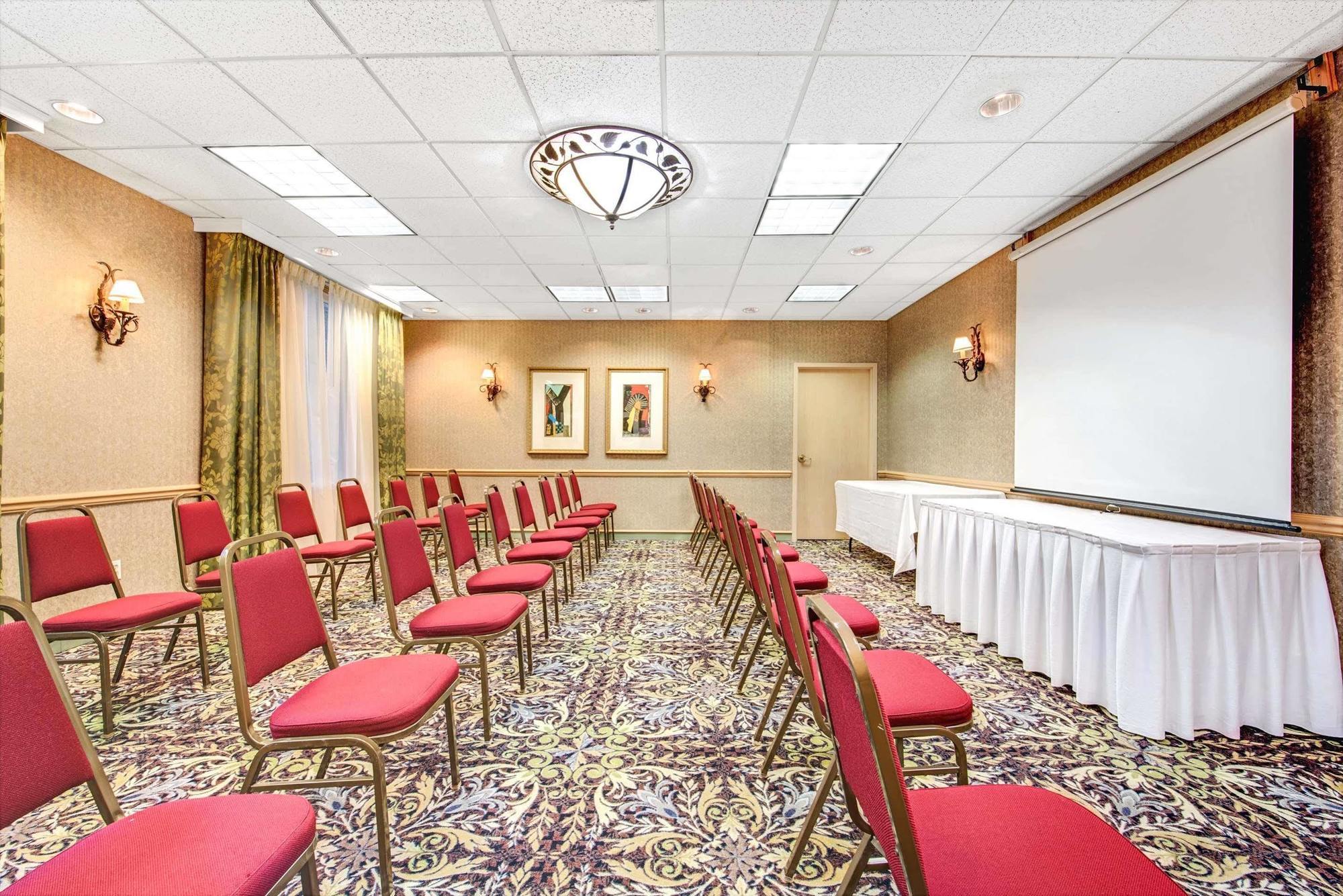 Sonesta Es Park Central Hotel 3*